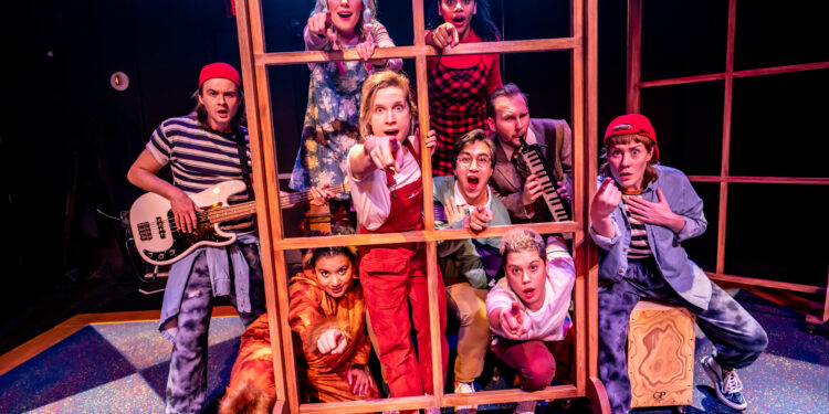 Soulpepper Theatre Company Present Bad Hats Theatre’s ‘Alice in Wonderland’ adapted by Fiona Sauder