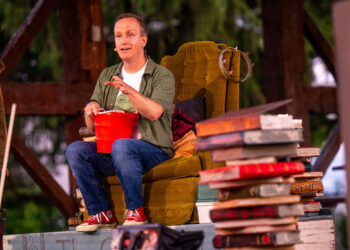 ‘Living with Shakespeare’ by Jeremy Smith and Steven Gallagher. Presented by Driftwood Theatre