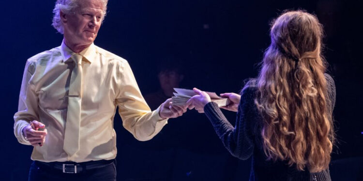 ‘Sequence’ by Arun Lakra