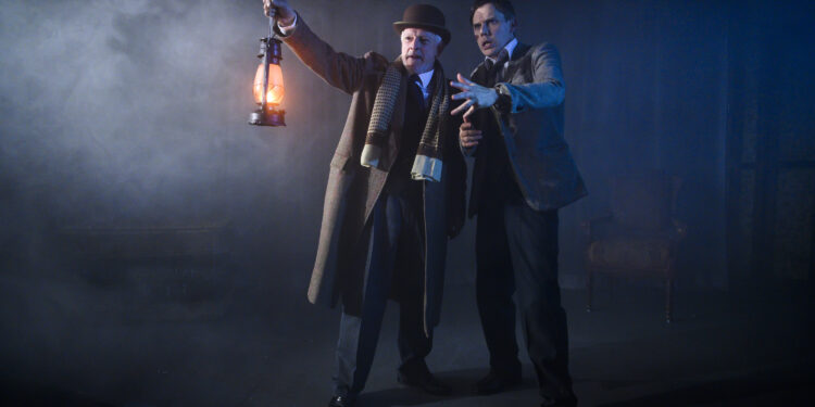 No hokey theatrics in this terrific 'Woman In Black.' No hokey theatrics in this terrific ‘Woman In Black.’