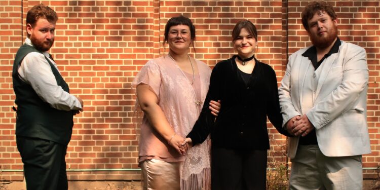 Unchained Theatre’s ‘Hamlet’ offers a brisk, contemporary staging of Shakespeare’s tragedy. Unchained Theatre’s ‘Hamlet’ offers a brisk, contemporary staging of Shakespeare’s tragedy.