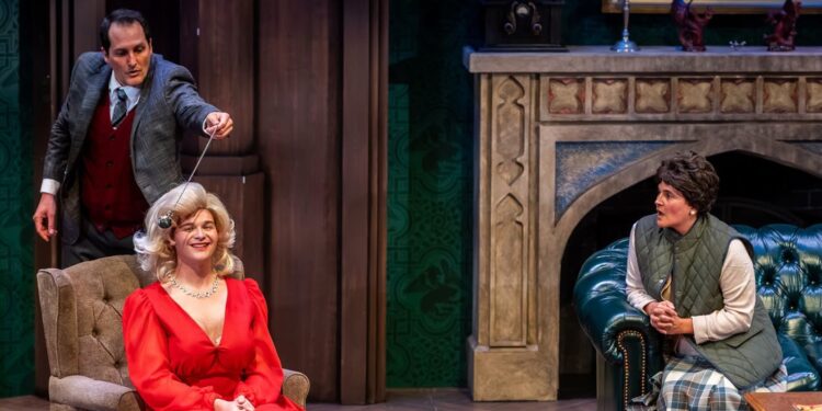 A broad, fast-moving comic mystery at Thousand Islands Playhouse A broad, fast-moving comic mystery at Thousand Islands Playhouse