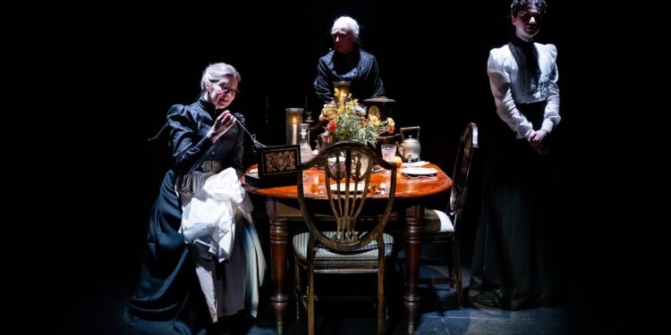 Jon Fosse’s ‘Suzannah’ receives a gifted and visually evocative staging at Stratford's Here for Now Theatre. Jon Fosse’s ‘Suzannah’ receives a gifted and visually evocative staging at Stratford’s Here for Now Theatre.
