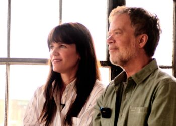 Ted Dykstra and Diana Bentley prepare to test new material in a four-performance one-man show shaped by music, memory and collaboration.