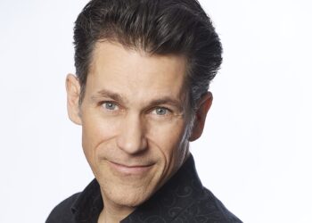 Rick Miller joins Damien Atkins in Soulpepper’s award-winning 'De Profondis' Rick Miller joins Damien Atkins in Soulpepper’s award-winning ‘De Profondis’